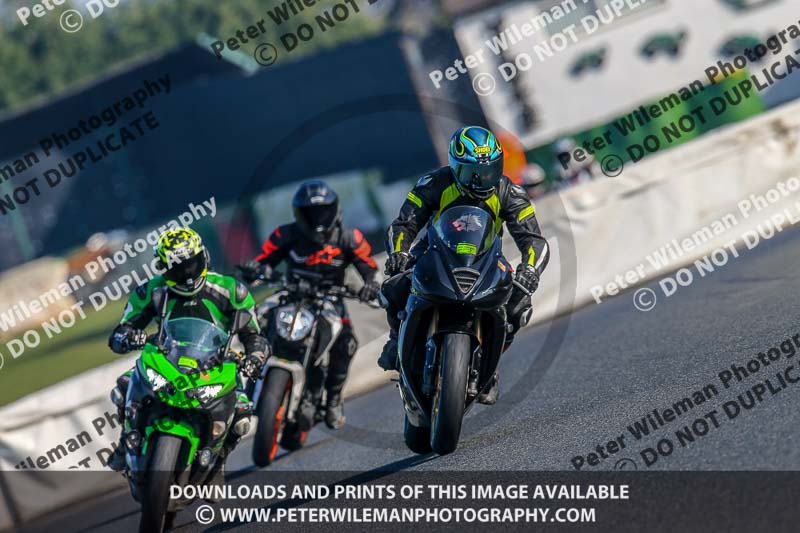 PJM Wedding Photography;enduro digital images;event digital images;eventdigitalimages;mallory park;mallory park photographs;mallory park trackday;mallory park trackday photographs;no limits trackdays;peter wileman photography;racing digital images;trackday digital images;trackday photos